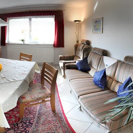 公寓 Ferienwohnung Straubinger Helga 巴特比恩巴赫